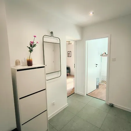 Апартаменты Sova Haus 2 Modern With Air Conditioner Near Katowice & Stadion Slaski *
